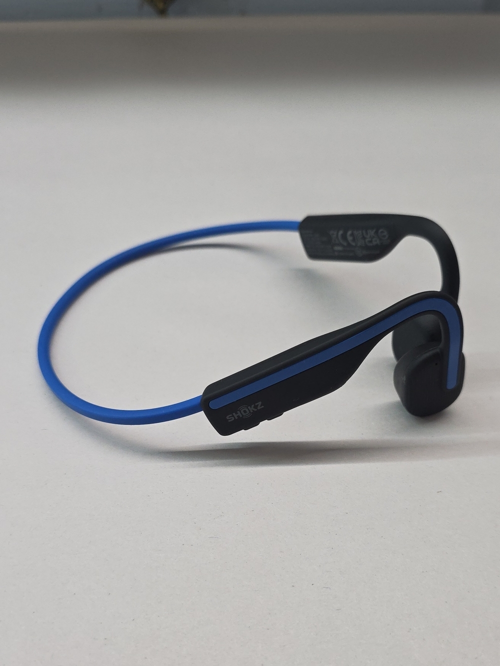 Shokz OpenMove S661 Bone Conduction Wireless Headphones PreOwned - Picture 3 of 6